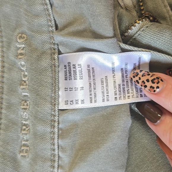 American Eagle 12R Jeggings - Picture 3 of 3